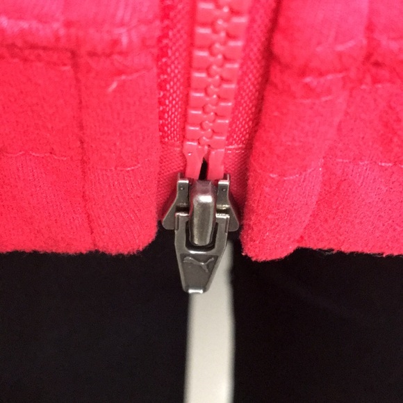 Puma Salmon Red Jacket Size Small - Picture 12 of 14